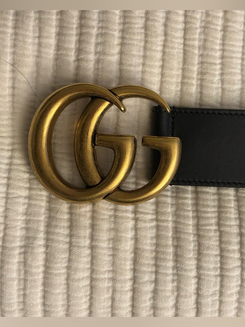 Gucci Black Leather Logo-Stamped Belt